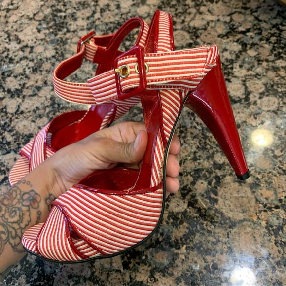 Gianfranco Ferre Red Stripe Strappy Heels - Picture 6 of 11